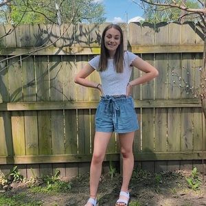 Meet your Posher, Emerson